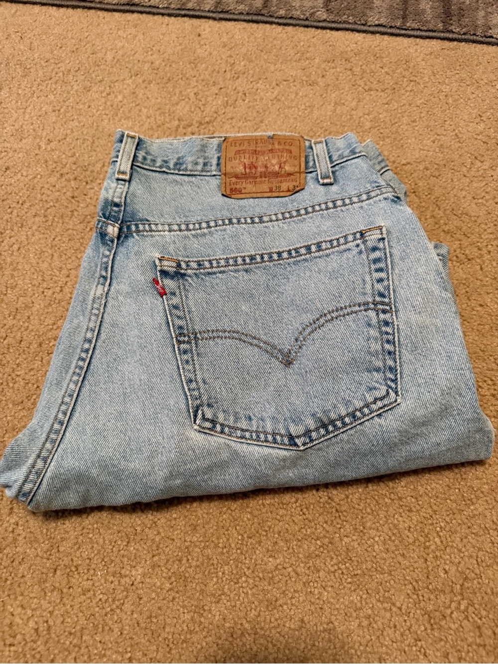 Men’s Levi’s 560 Loose Light Wash Jeans